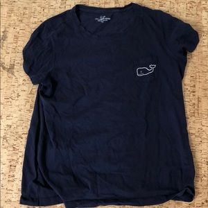 vineyard vines t-shirt